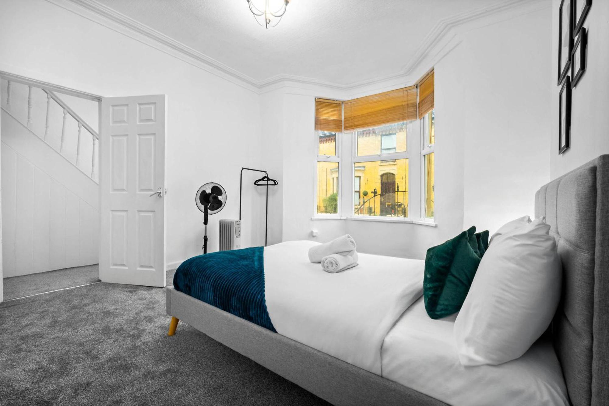 Anfield Four-Bed Spacious Getaway Haus Liverpool Ngoại thất bức ảnh
