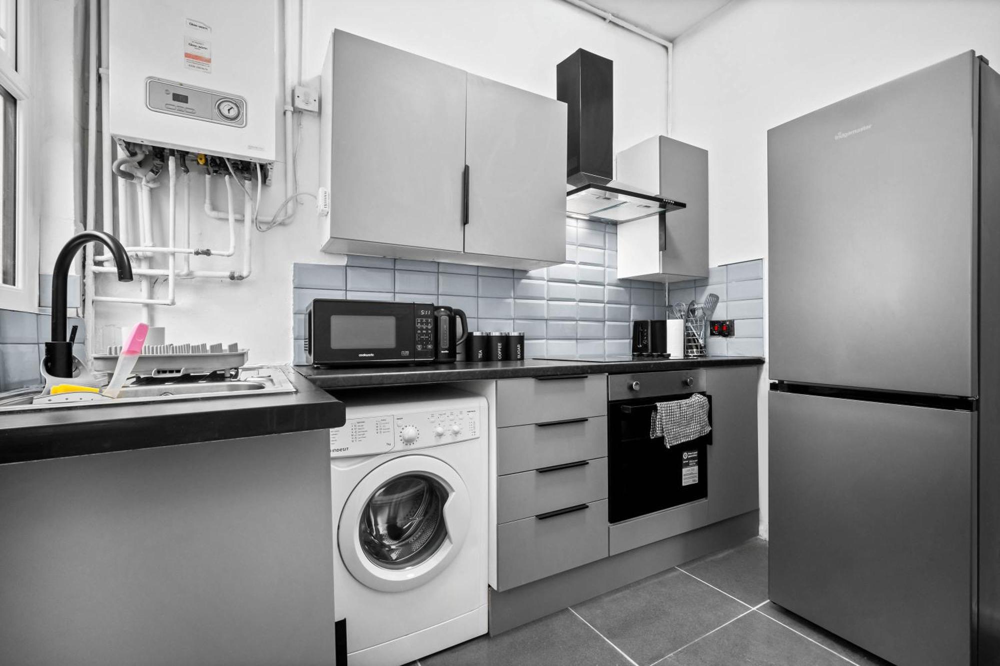 Anfield Four-Bed Spacious Getaway Haus Liverpool Ngoại thất bức ảnh